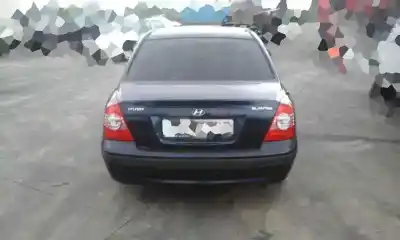 Veicolo di demolizione hyundai elantra iii (xd) 2.0 crdi dell'anno 2004 alimentato d4ea