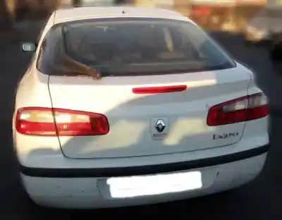 Véhicule à la ferraille renault laguna ii (bg0) 1.9 dci diesel cat de l'année 2005 alimenté f9q752