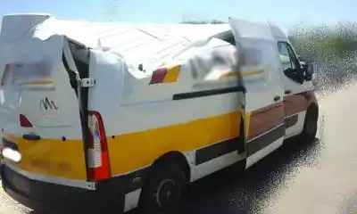 Veículo de Sucata renault master kasten 2.3 dci diesel cat do ano 2010 alimentado m9ta676