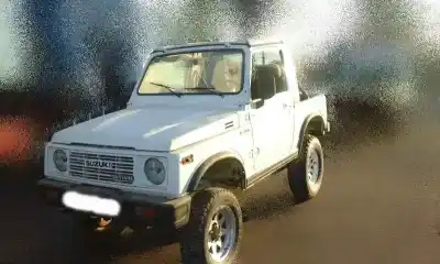 Здавання транспортного засобу SUZUKI                                             SAMURAI (SJ)                                                                                                                                                                                                                                               1.3 CAT                                                                                                                                                                                                                                                    року 1998 потужний G13A