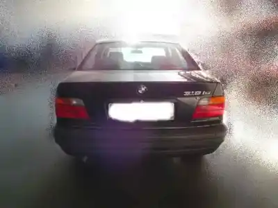 Veículo de Sucata bmw serie 3 berlina (e36) 1.8 16v cat do ano 1994 alimentado 18-4s-1