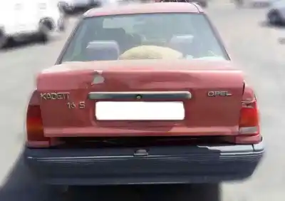 Veículo de Sucata opel kadett e 1.6 do ano 1988 alimentado 16sv