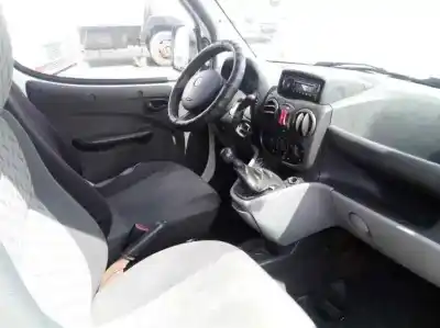 Veicolo di demolizione fiat doblo monospace (119_, 223_) 1.3 jtd dell'anno 2010 alimentato 199a2000