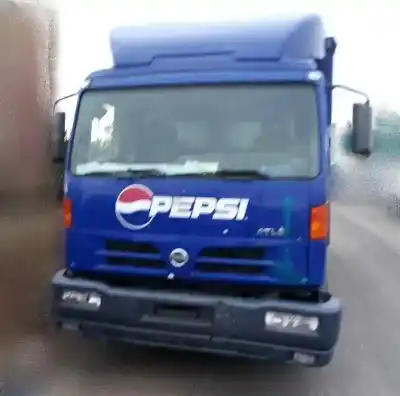 Sloopvoertuig nissan atleon 165.75 (6.0 td) van het jaar 2004 aangedreven b660