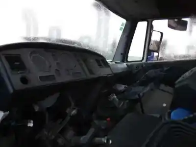 Sloopvoertuig nissan atleon 165.75 (6.0 td) van het jaar 2004 aangedreven b660