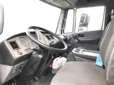 Sloopvoertuig nissan atleon diesel van het jaar 2008 aangedreven zd30