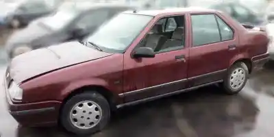 Véhicule à la ferraille renault 19 1.7 g de l'année 1991 alimenté f3n
