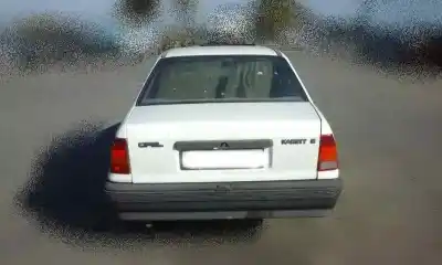 Veicolo di demolizione opel kadett e 1.6 dell'anno 1990 alimentato 1.6sv