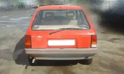 Veículo de Sucata opel corsa a 1.0 do ano 1986 alimentado 1.0s