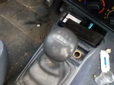 Verschrottungsfahrzeug renault 19 1.4 des jahres 1990 angetrieben e6j