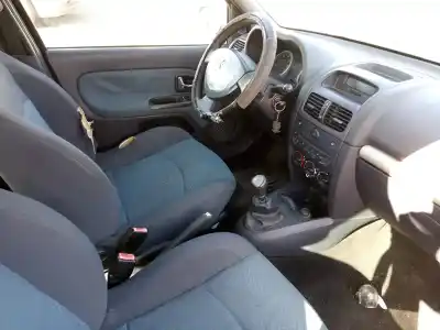 Vehicul casat otras marcas clio ii fase ii (b/cb0) 1.2 al anului 2005 alimentat d7f726