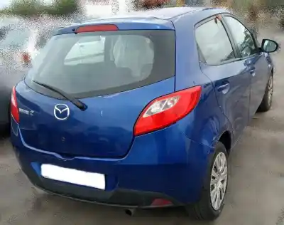 Véhicule à la ferraille mazda 2 (de_, dh_) 1.3 (de3fs) de l'année 2008 alimenté zj