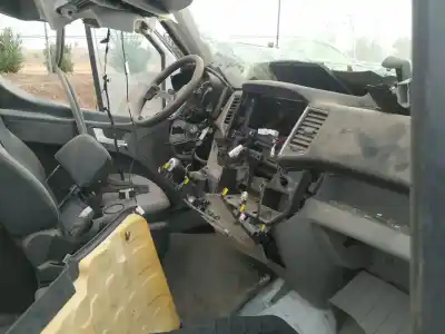 Véhicule à la ferraille hyundai h350 furgoneta 2.5 crdi de l'année 2015 alimenté d4cb