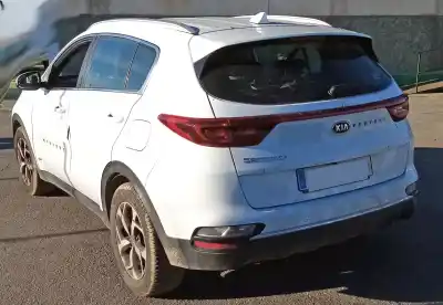 Veicolo di demolizione kia                                                sportage iv (ql, qle)                                                                                                                                                                                                                                      1.6 crdi                                                                                                                                                                                                                                                   dell'anno 2019 alimentato d4fe