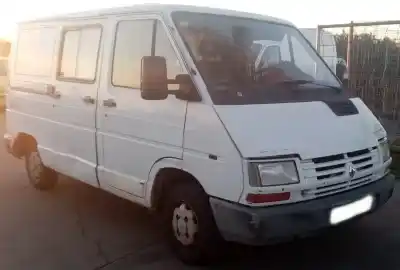 Veicolo di demolizione renault                                            trafic                                                                                                                                                                                                                                                     2.1 diesel 60 cv / 44 kw                                                                                                                                                                                                                                   dell'anno 1997 alimentato j8s