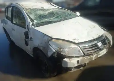 Veículo de Sucata dacia sandero 1.5 dci do ano 2010 alimentado k9k796