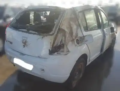 Veículo de Sucata dacia sandero 1.5 dci do ano 2010 alimentado k9k796