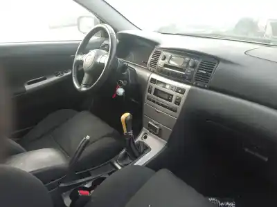 Veículo de Sucata toyota corolla (e12) 1.6 16v do ano 2004 alimentado 3zzfe