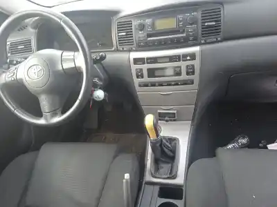 Veículo de Sucata toyota corolla (e12) 1.6 16v do ano 2004 alimentado 3zzfe