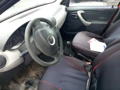 Veículo de Sucata dacia sandero 1.5 dci do ano 2009 alimentado k9k792