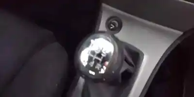 Veículo de Sucata toyota corolla (e12) 2.0 d-cat do ano 2004 alimentado 1cd-ftv