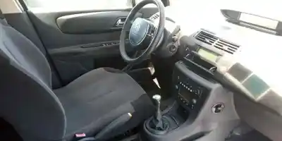Veicolo di demolizione citroen c4 berlina 1.6 16v hdi dell'anno 2005 alimentato 9hx