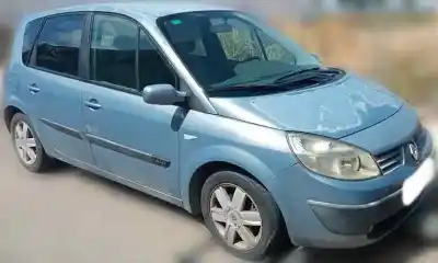 Scrapping Vehicle RENAULT SCÉNIC II (JM0/1_) 1.6 16V (JM1R) of the year 2006 powered K4M812