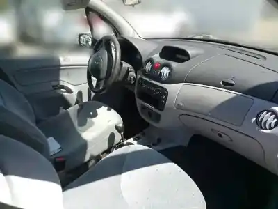 Veículo de Sucata citroen c3 1.4 hdi (68 cv) 1.4 hdi do ano 2003 alimentado 8hx