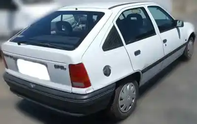Veículo de Sucata opel kadett e 1.6 do ano 1989 alimentado 1.6sv
