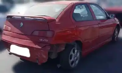 Здавання транспортного засобу alfa romeo 146 1.9 jtd cat року 1999 потужний ar32302