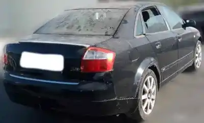 Scrapping Vehicle audi a4 berlina (8e) 2.5 v6 24v tdi of the year 2004 powered bdh