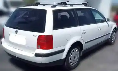 Vehículo de desguace volkswagen passat variant (3b5) 1.9 tdi del año 1999 con motor ajm