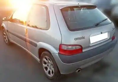Véhicule à la ferraille citroen                                            saxo                                                                                                                                                                                                                                                       1.6 vts                                                                                                                                                                                                                                                    de l'année 2001 alimenté nft