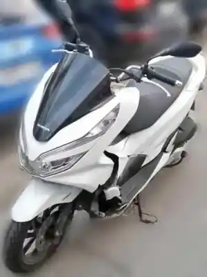 Vehículo de desguace honda pcx pcx 125 del año 2019 con motor jf64e
