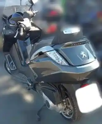 Veículo de Sucata peugeot satelis 125 cm3 do ano 2015 alimentado 