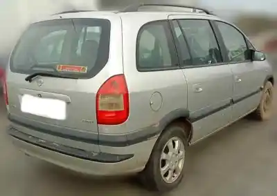 Veicolo di demolizione opel zafira a 2.0 dti dell'anno 2004 alimentato y20dtr