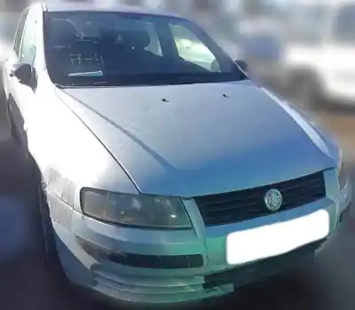 Veículo de Sucata fiat stilo (192) 1.9 jtd cat do ano 2002 alimentado 192a1000