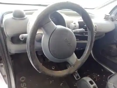 Veículo de Sucata smart coupe 0.7 turbo cat do ano 2004 alimentado m160920