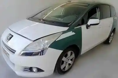 Veículo de Sucata peugeot 5008 2.0 16v hdi fap do ano 2013 alimentado rhe