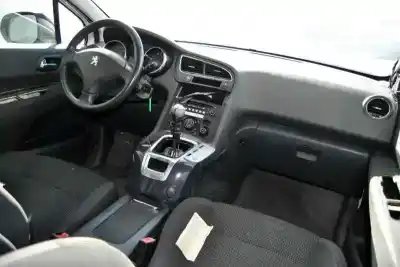 Veículo de Sucata peugeot 5008 2.0 16v hdi fap do ano 2013 alimentado rhe