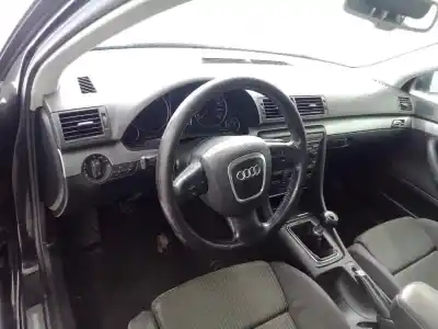 Veículo de Sucata audi a4 berlina (8e) 2.0 tdi 16v (103kw) do ano 2007 alimentado bre