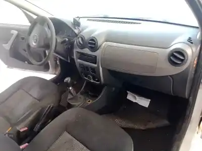 Veículo de Sucata dacia sandero 1.5 dci do ano 2010 alimentado k9k792