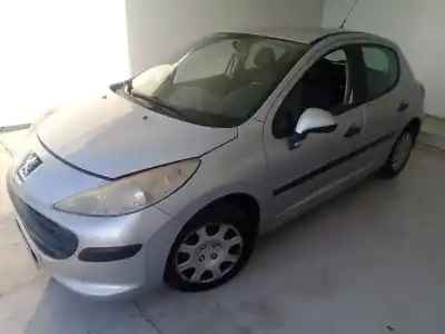 Veicolo di demolizione peugeot 207 1.4 hdi dell'anno 2007 alimentato 8hz
