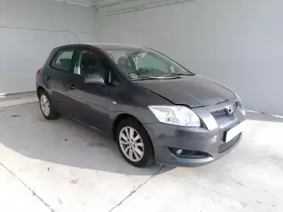 Véhicule à la ferraille toyota auris 2.0 d-4d cat de l'année 2007 alimenté 1ad