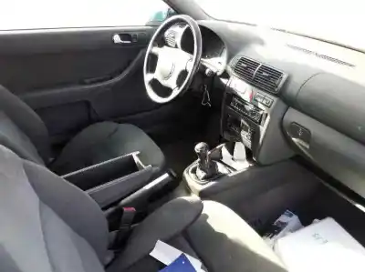 Veículo de Sucata audi a3 (8l) 1.9 tdi do ano 2003 alimentado ahf