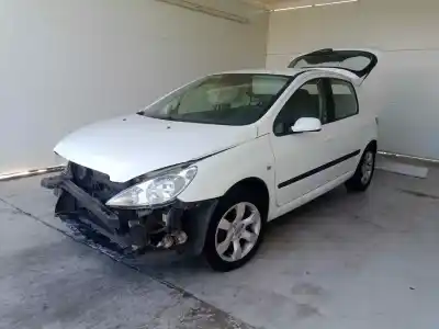 Verschrottungsfahrzeug PEUGEOT 307 (3A/C) 2.0 HDI 90 des Jahres 2004 angetrieben RHY