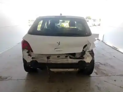 Veículo de Sucata peugeot 307 (3a/c) 2.0 hdi 90 do ano 2004 alimentado rhy