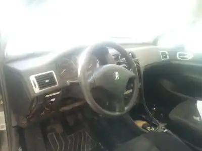 Veículo de Sucata peugeot 307 sw (3h) 1.6 hdi 110 do ano 2007 alimentado 9hz