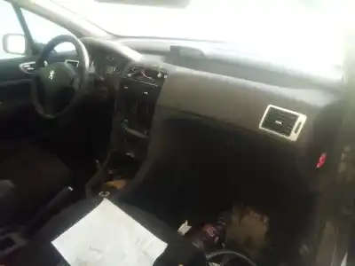 Veículo de Sucata peugeot 307 sw (3h) 1.6 hdi 110 do ano 2007 alimentado 9hz