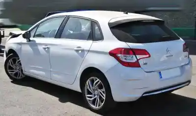 Veículo de Sucata citroen c4 lim. 1.6 blue-hdi fap do ano 2013 alimentado 9h05 / 9hd